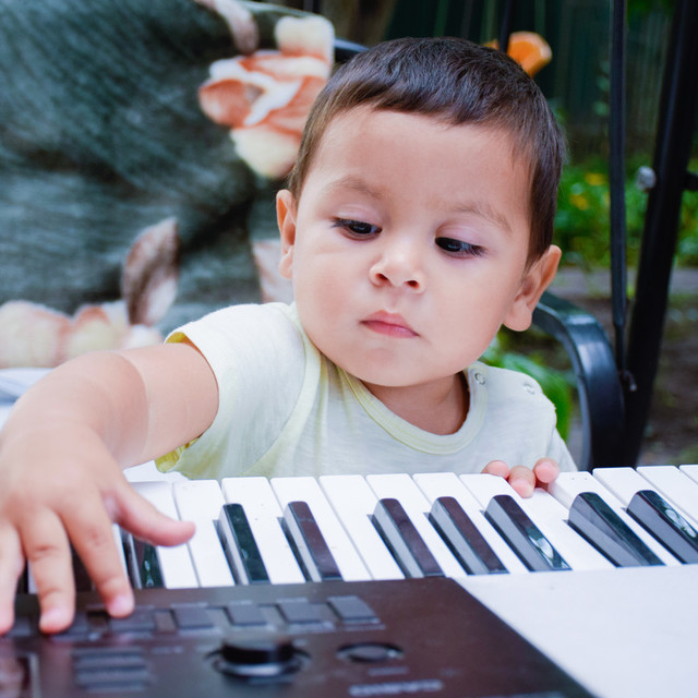 enfant musique