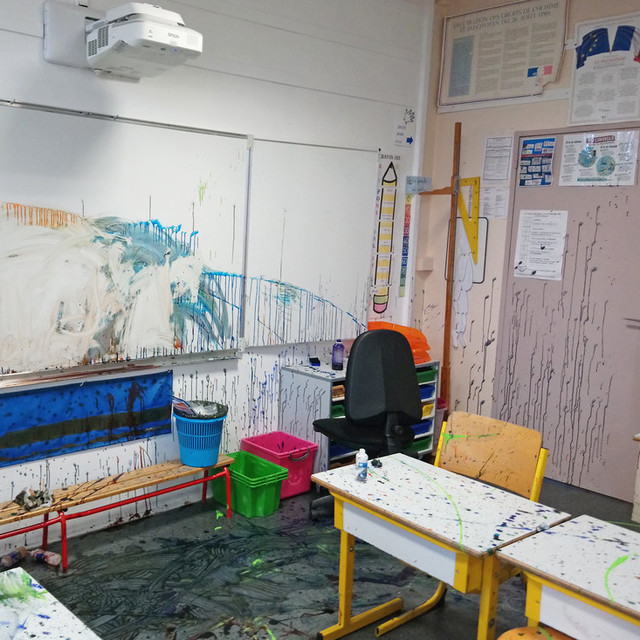 Dégradations dans une salle de classe