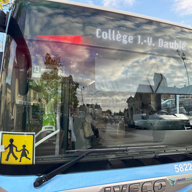 Bus 