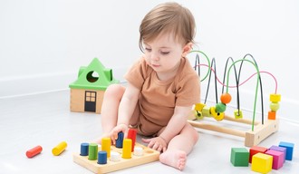Enfant qui joue